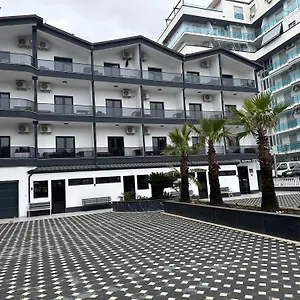Hotel Molla Restorant, Shëngjin
