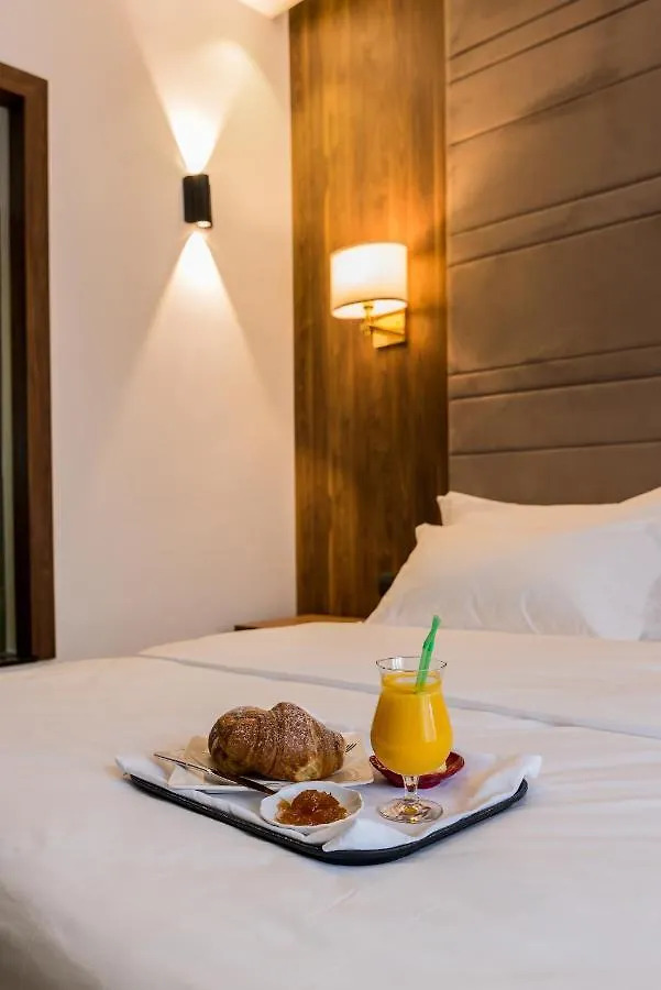 Deluxe & Executive Spa By Rafaelo Shengjin Hotel