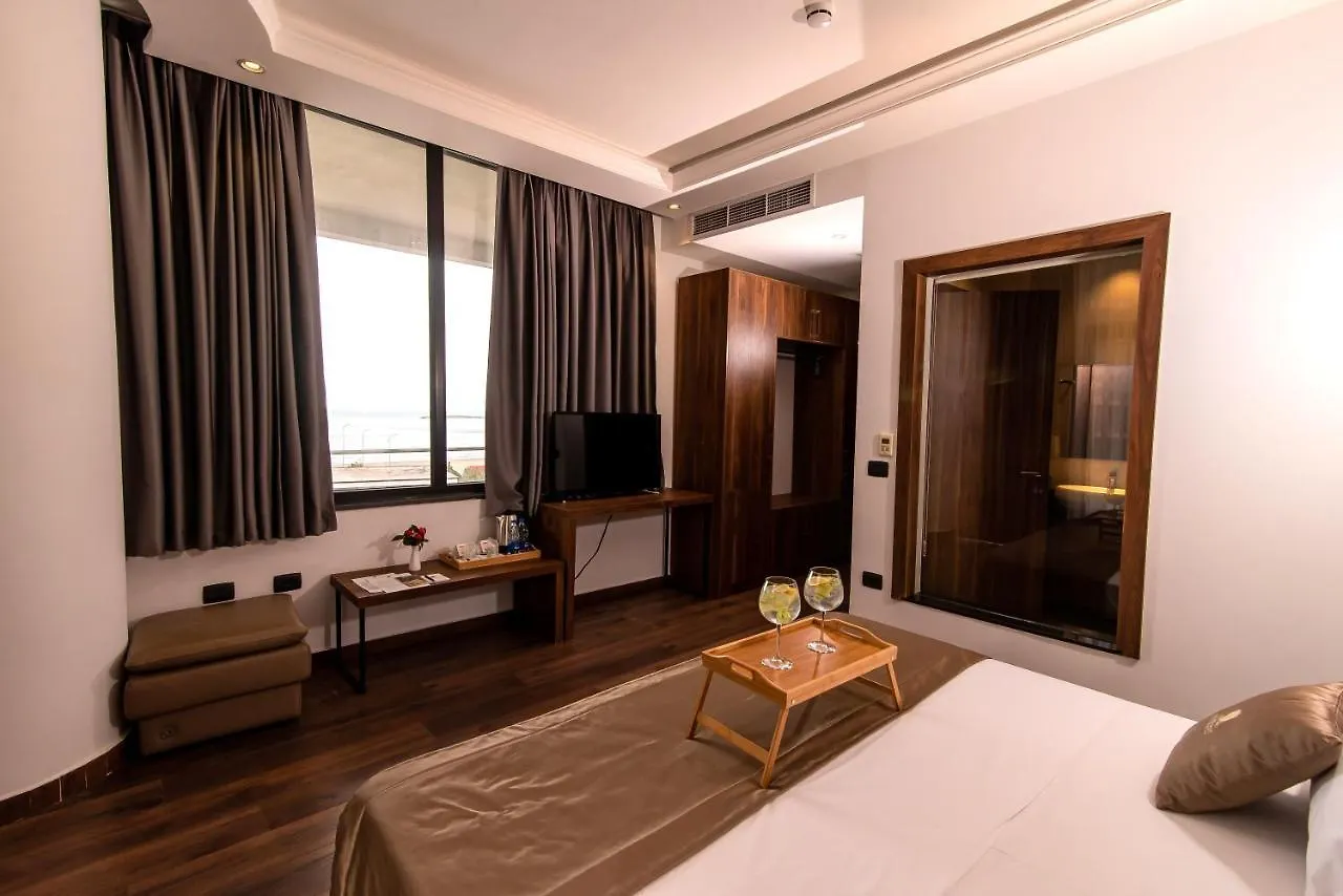Deluxe & Executive Spa By Rafaelo Shengjin Hotel